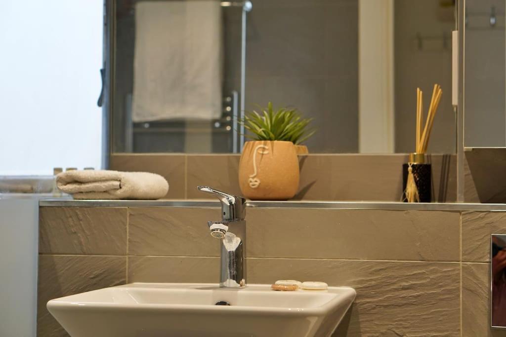 Notting Hill - Portobello Road Lux Home F7 Лондон Экстерьер фото